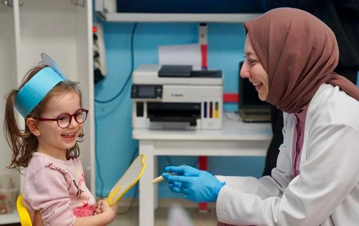 ANAOKULU ÖĞRENCİLERİNE ÜCRETSİZ DİŞ MUAYENESİ