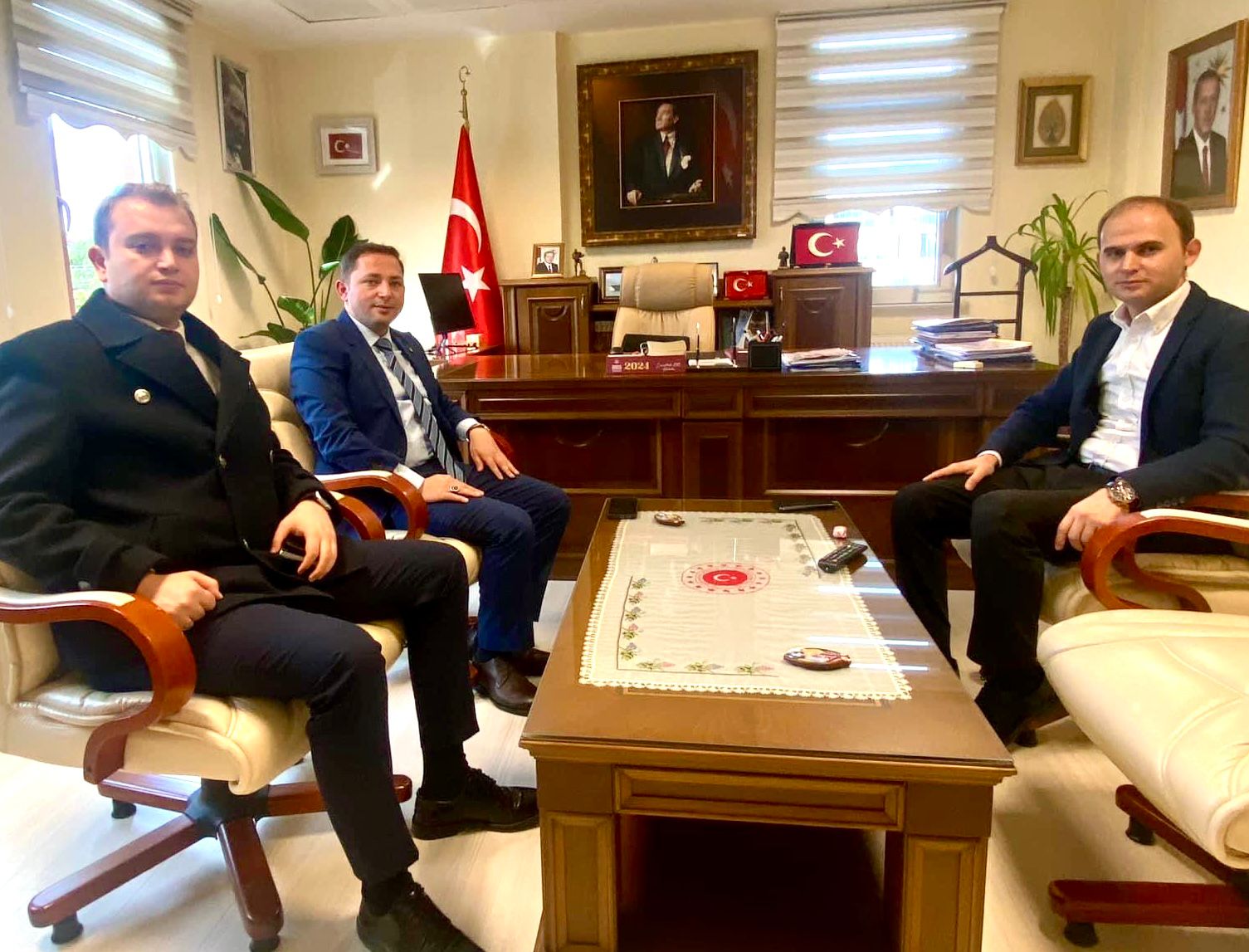 BİGA KAYMAKAMINDAN AYVACIK VE EZİNE KAYMAKAMLARINA ZİYARET