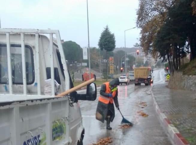 BELEDİYEDEN ARALIKSIZ TEMİZLEME