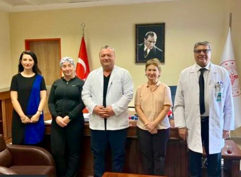 HASTANE YÖNETİMİNDEN DİŞ HEKİMLERİNE KUTLAMA