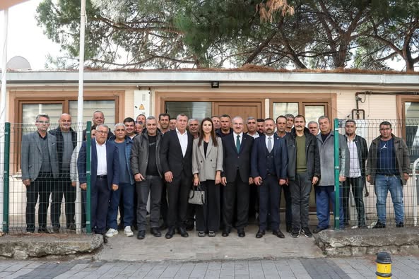 VALİDEN MUHTARLAR DERNEĞİNE ZİYARET