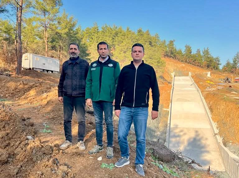 YAYKIN GÖLETİ’NDE ENJEKSİYON, DOLGU VE DOLU SAVAK İNŞAATI