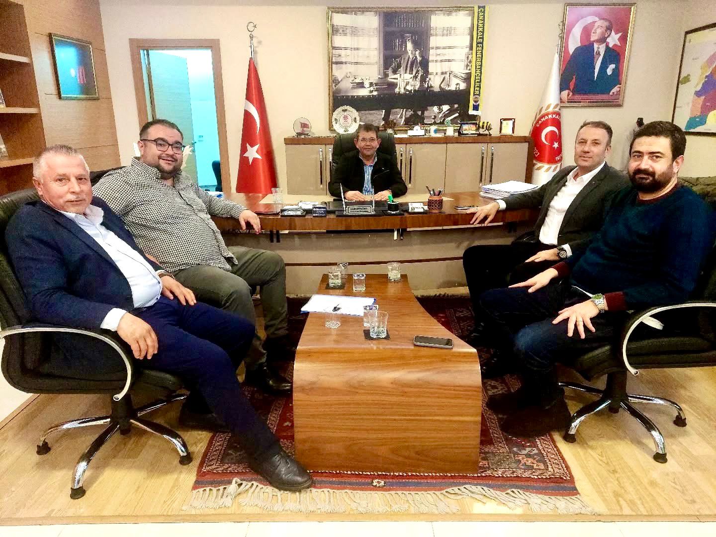 AK PARTİ İLÇE BAŞKANI VE YÖNETİCİLERİNDEN İGM BAŞKAN VEKİLİNE ZİYARET