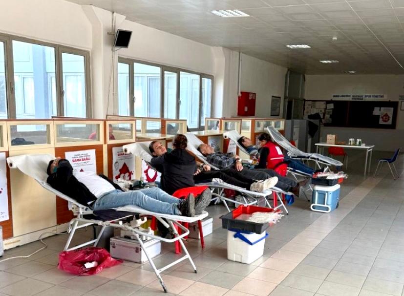 BAYRAMİÇ MYO’DAN KAN BAĞIŞI