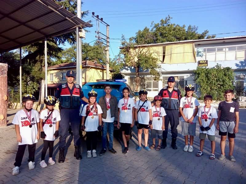 GENÇ AGONYA PLATFORMUNDAN KALKIM JANDARMA KARAKOLUNA ZİYARET