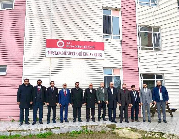 İLÇE MÜFTÜLERİ BİGA’DA BİR ARAYA GELDİ