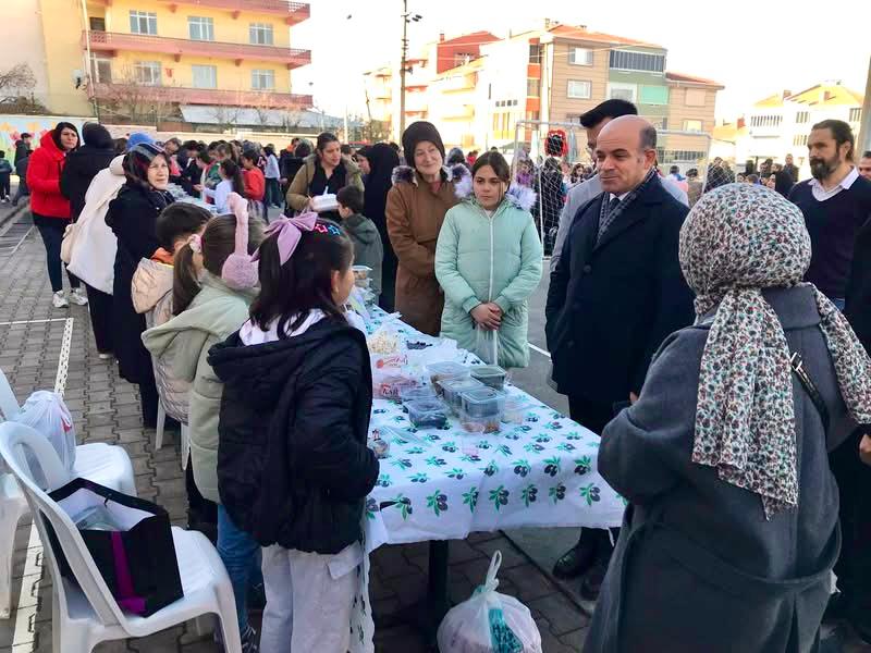 MURAT KÖSE İLKOKULU VE ŞEHİT EMİN AYDIN İMAM HATİP ORTAOKULUNDAN KERMES