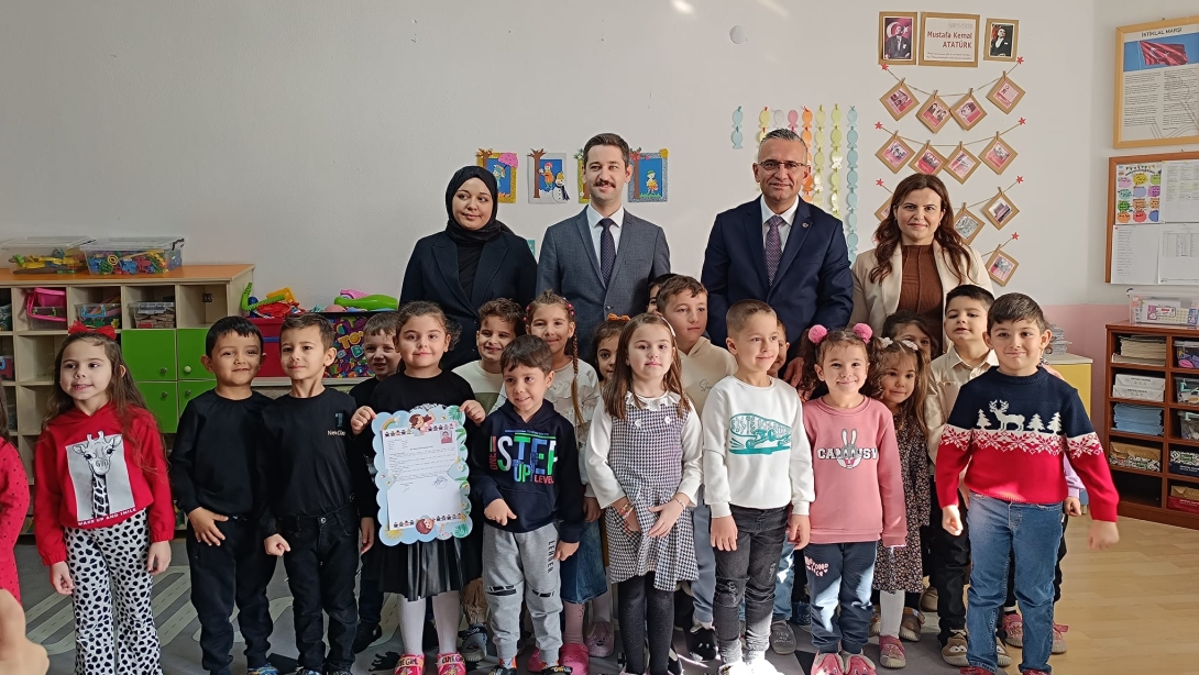 YENİCE KAYMAKAMI İRDELP, KARNE TÖRENİNE KATILDI