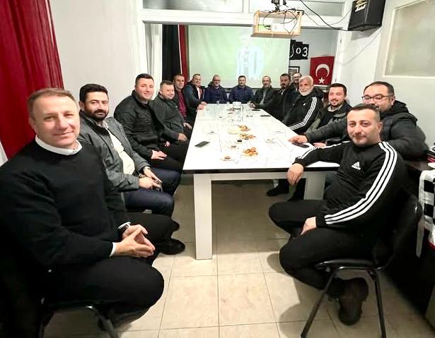 AK PARTİDEN BEŞİKTAŞLILAR DERNEĞİNE ZİYARET