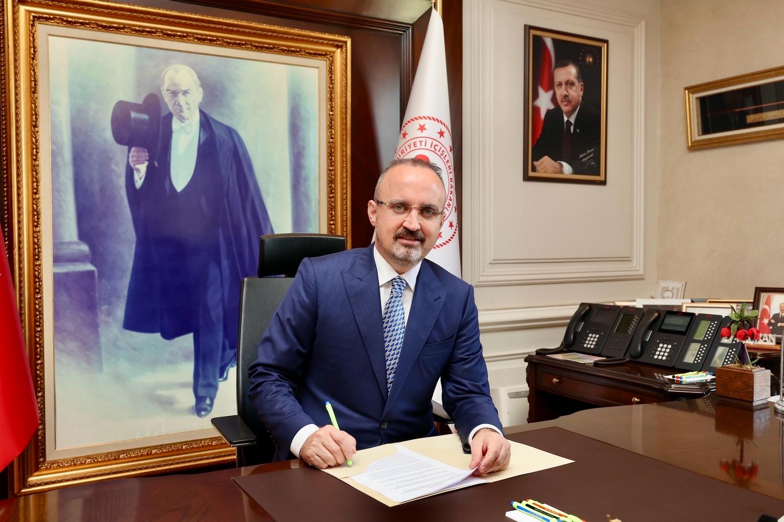 İÇİŞLERİ BAKAN YARDIMCISI TURAN’DAN BERAT KANDİLİ MESAJI