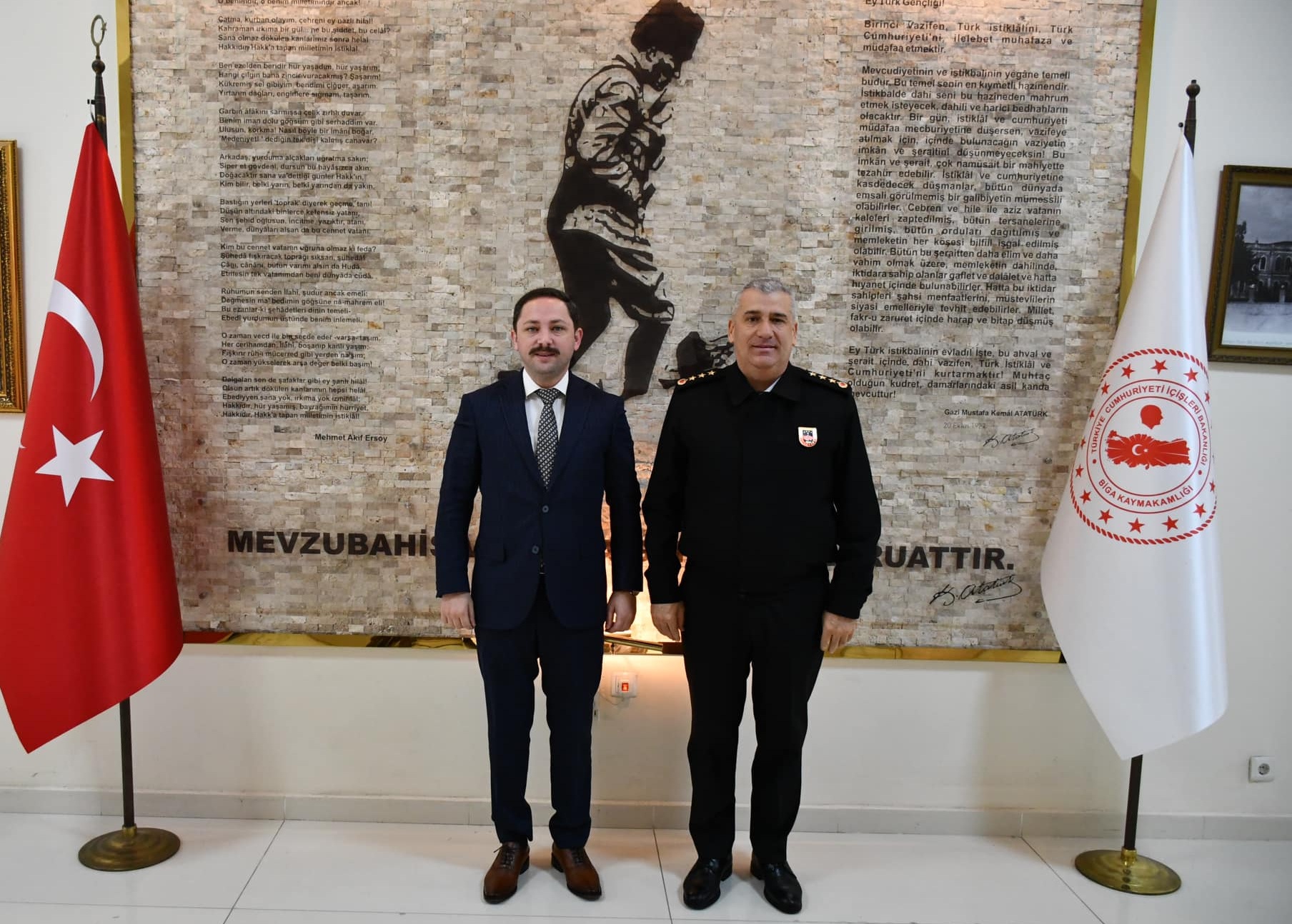 İL JANDARMA KOMUTANINDAN BİGA KAYMAKAMINA ZİYARET