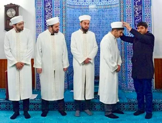 YENİ GÖREVE BAŞLAYAN İMAMLARA KİSVE MERASİMİ