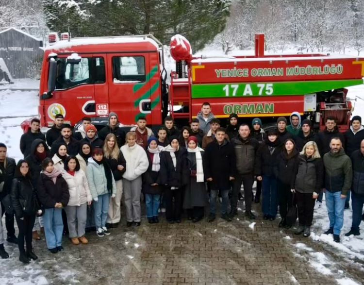 MYO ÖĞRENCİLERİNE YANGIN GÖNÜLLÜSÜ EĞİTİMİ