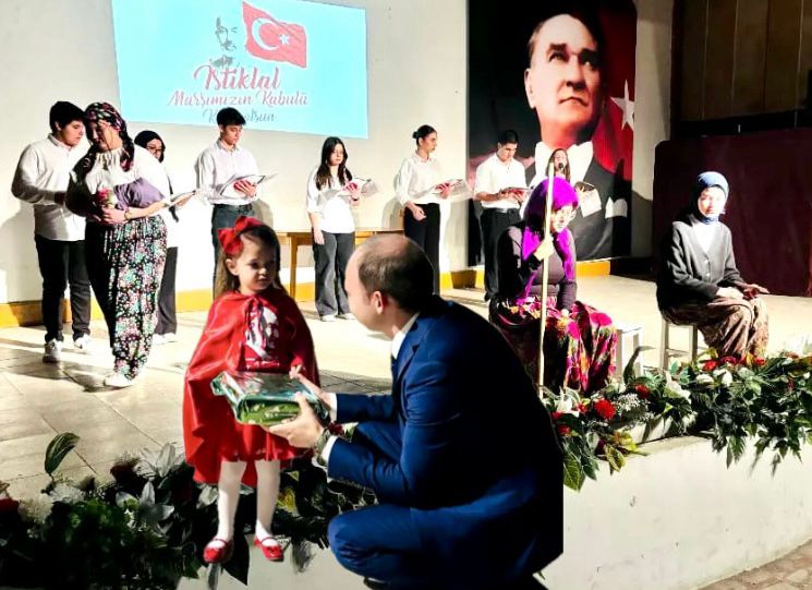 AYVACIK’TA İSTİKLAL MARŞI’NIN KABULÜ VE MEHMET AKİF ERSOY’U ANMA PROGRAMI