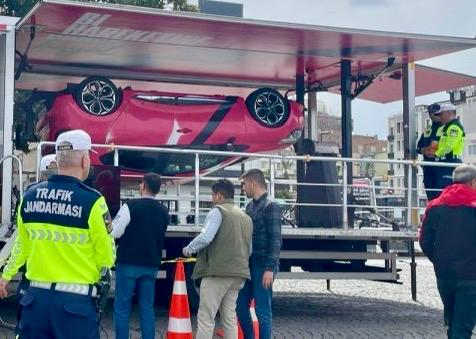 JANDARMA’DAN SİMÜLASYON ARAÇLI FARKINDALIK EĞİTİMİ