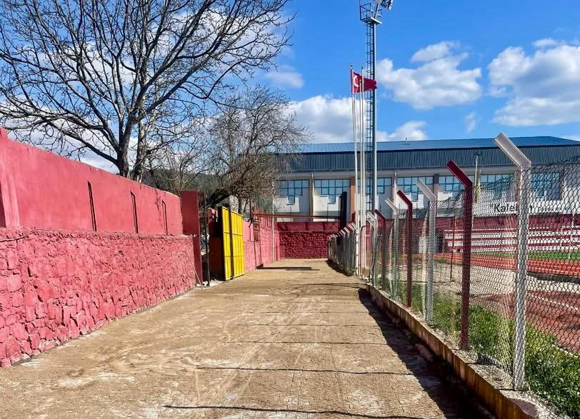 ÇAN İBRAHİM BODUR STADI KİLİT PARKE TAŞI İŞİ TAMAMLANDI