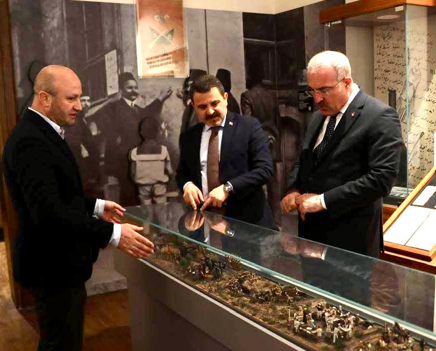 VALİDEN ÇANAKKALE SAVAŞLARI ARAŞTIRMA MERKEZİNE ZİYARET