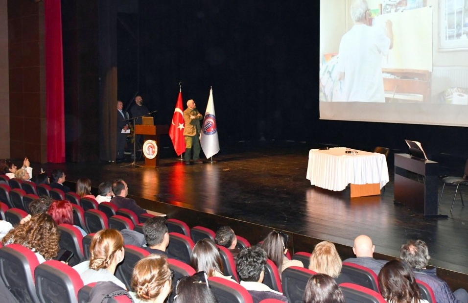 ÇOMÜ’DE ÇANAKKALE KARA MUHAREBELERİNİN 110. YIL DÖNÜMÜ SANAT SEMİNERİ