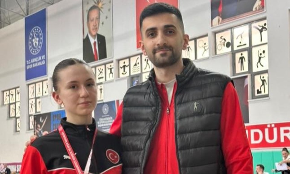 ÇİBAL ÖĞRENCİSİ SEYDANUR KÜÇÜK, KARATEDE TÜRKİYE ÜÇÜNCÜSÜ