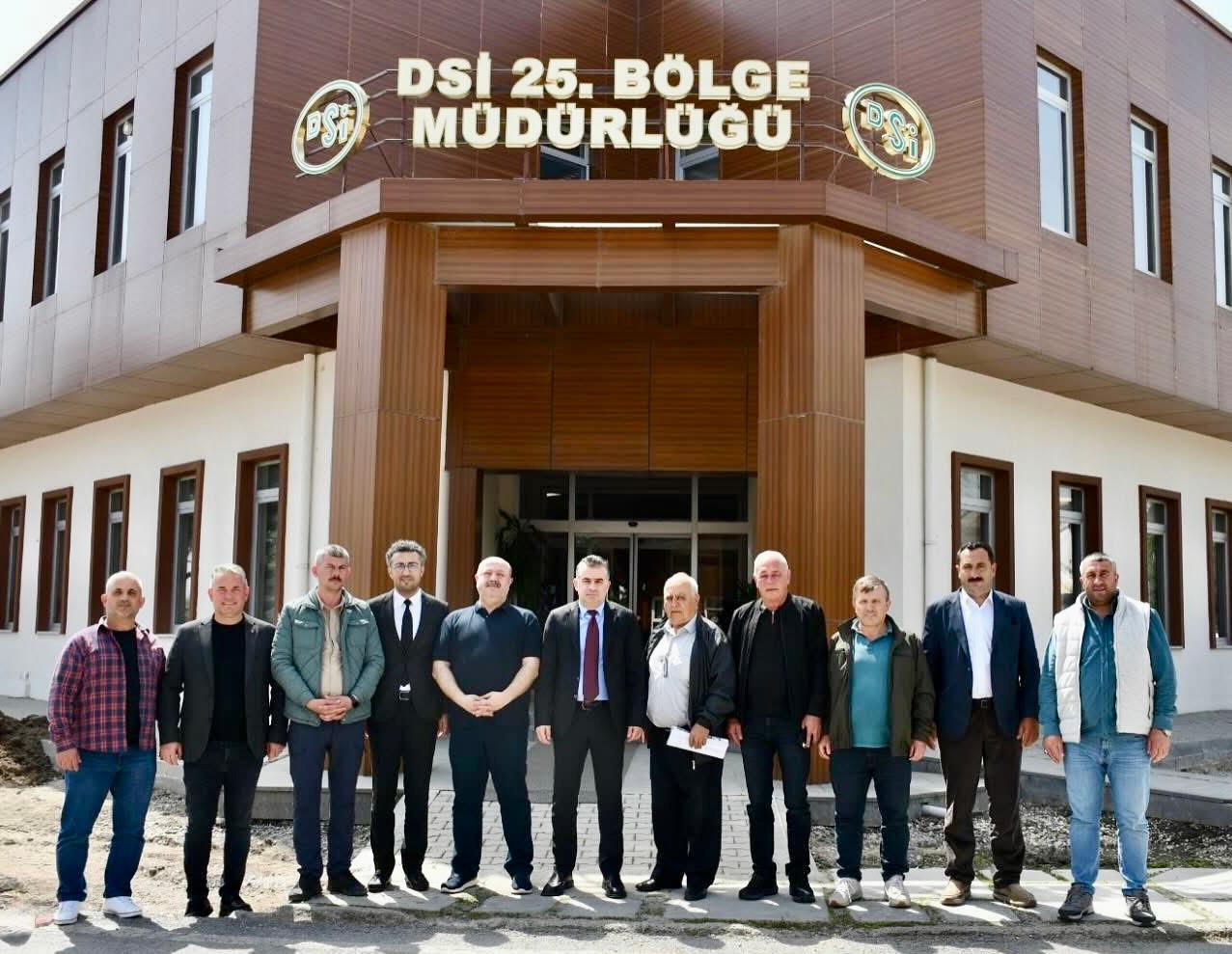 BİGA KÖY MUHTARLARINDAN DSİ BÖLGE MÜDÜRÜNE ZİYARET