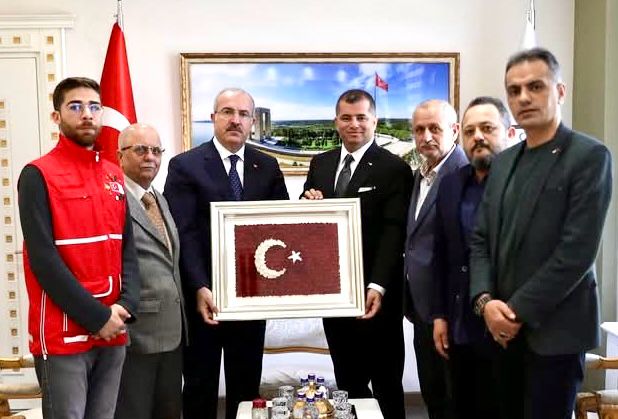 KIZILAY İL BAŞKANLIĞINDAN ÇANAKKALE VALİSİNE ZİYARET
