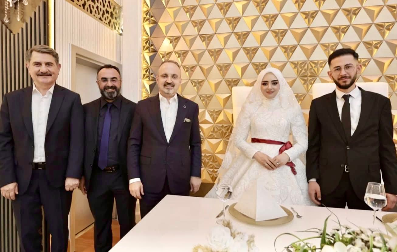 ŞEHİT VE GAZİ AİLELERİNİN MUTLULUĞUNA ORTAK OLDU