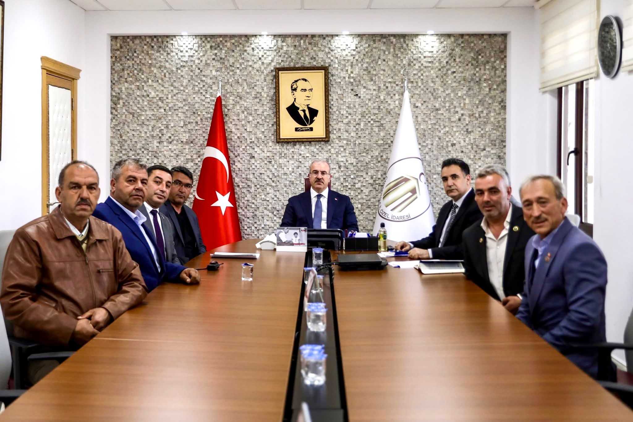 ÇAN, YENİCE VE MERKEZ İLÇE MUHTARLARINI AĞIRLADI
