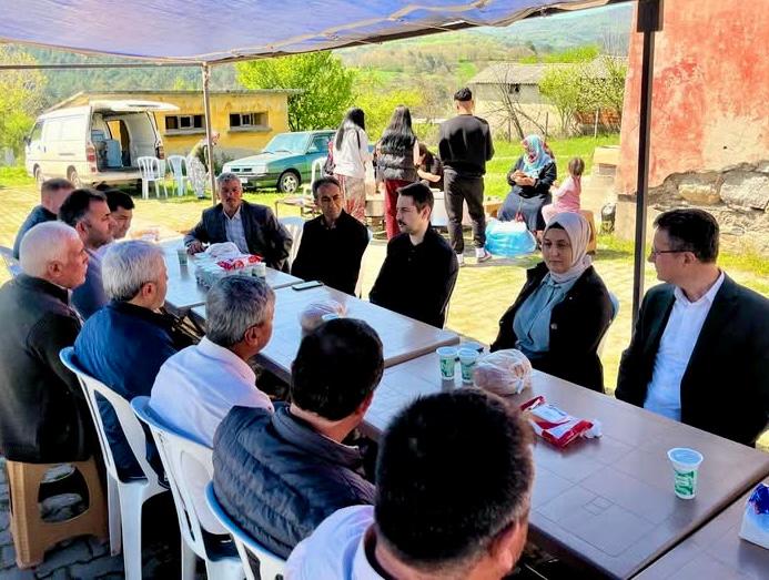 YENİCE ÇAMOBA VE YEŞİLKÖY’DE GELENEKSEL KÖY HAYIRLARI YAPILDI