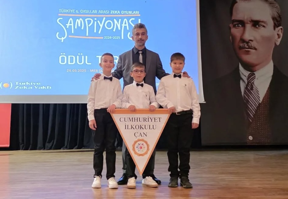 ÇAN CUMHURİYET İLKOKULU, ZEKÂ OYUNLARINDA TÜRKİYE BİRİNCİSİ OLDU