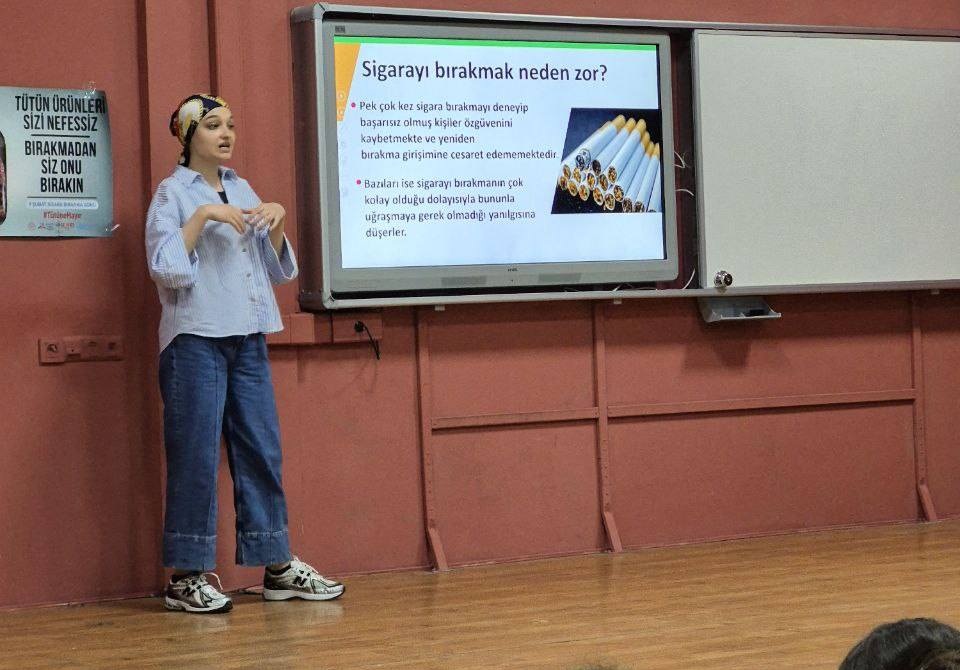ÇAN SEVİM BODUR MTAL’DE TÜTÜN BAĞIMLILIĞI VE GÜVENLİ İNTERNET SEMİNERİ