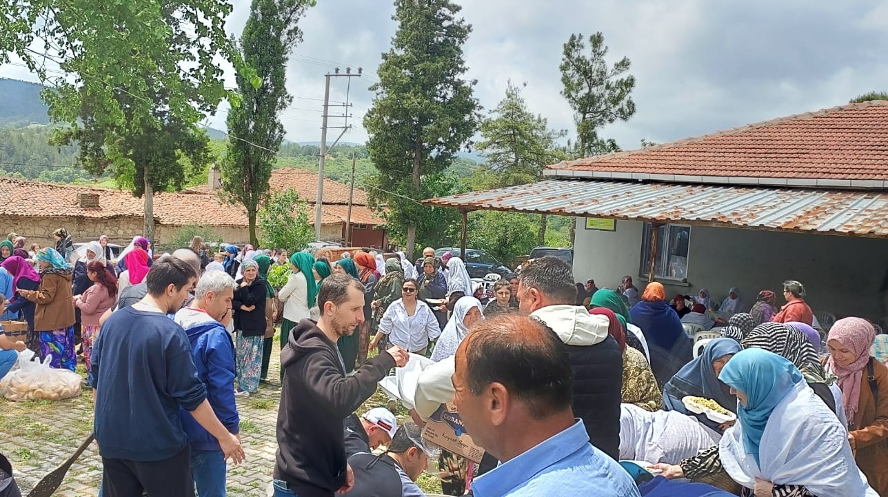 ÇAN KEÇİAĞILI’DA GELENEKSEL KÖY HAYRI VE ÇİFTÇİ BAYRAMI