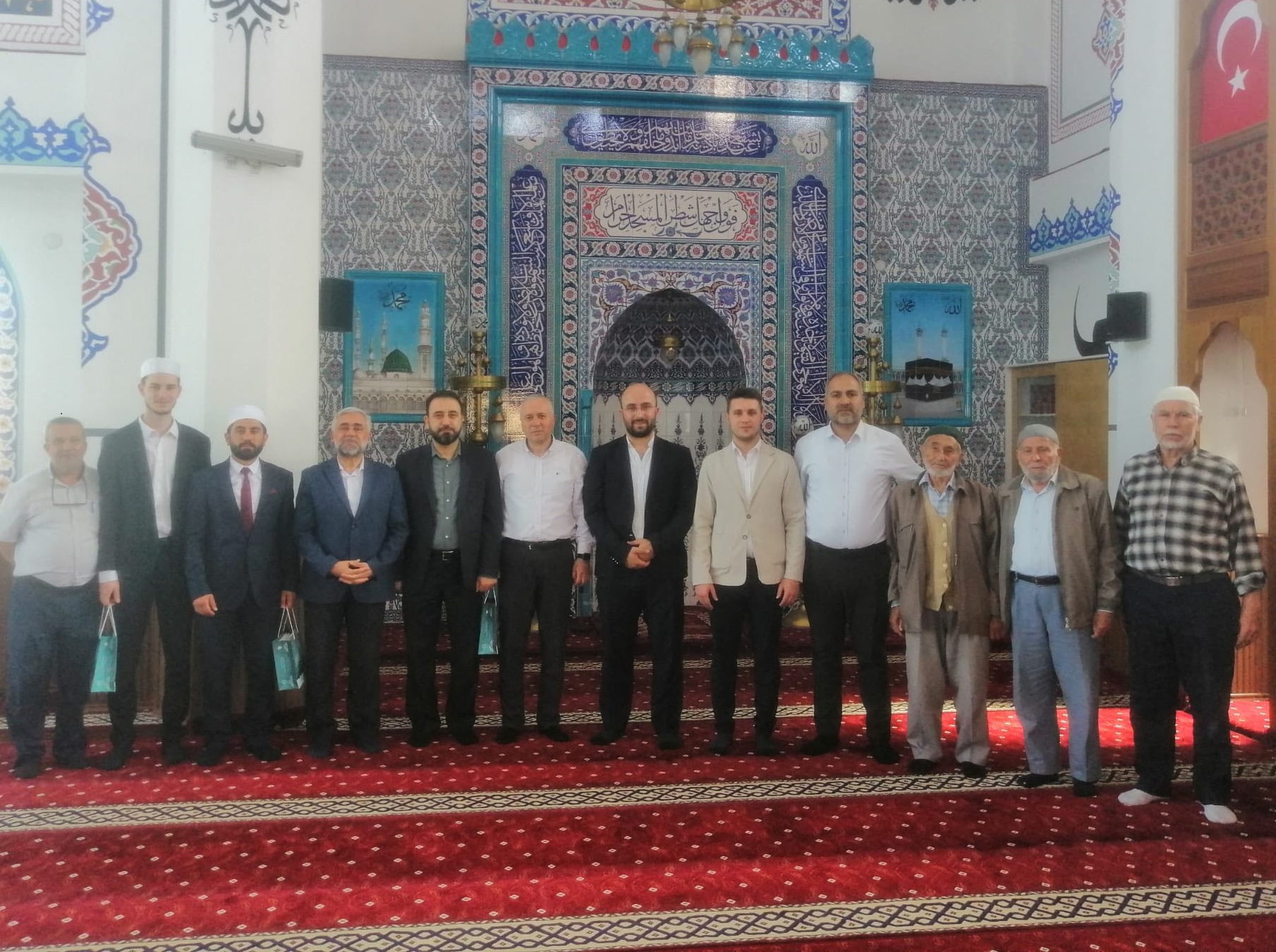 KUR’AN-I KERİM’İ GÜZEL OKUMA YARIŞMASI BİRİNCİSİ ECEABAT’TAN…