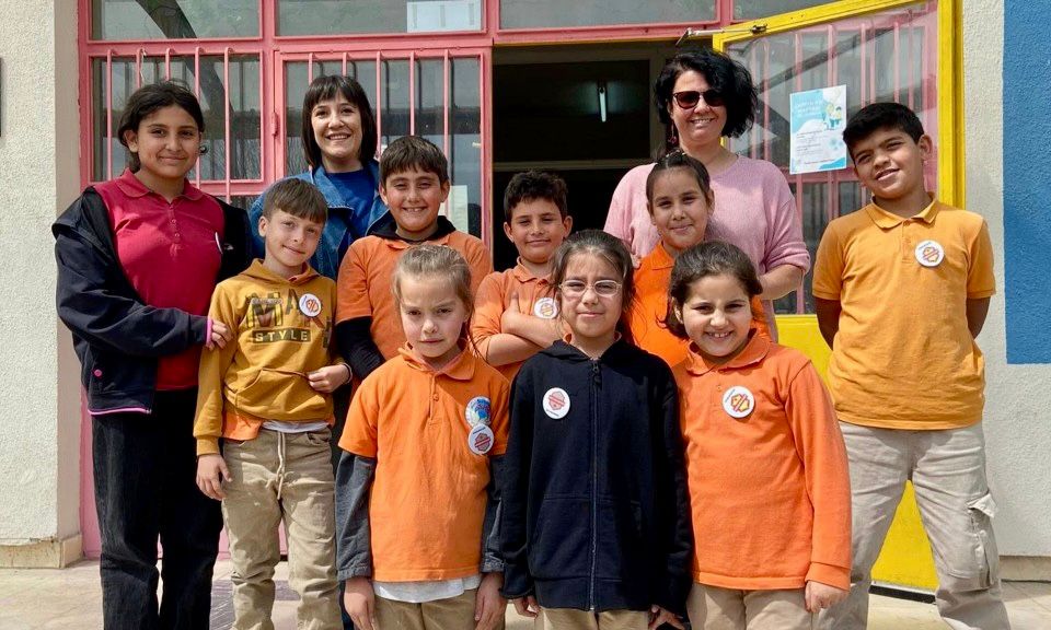 PAZARKÖY’DE KİTAPLAR, ÖĞRENCİLERE ROZET KAZANDIRIYOR