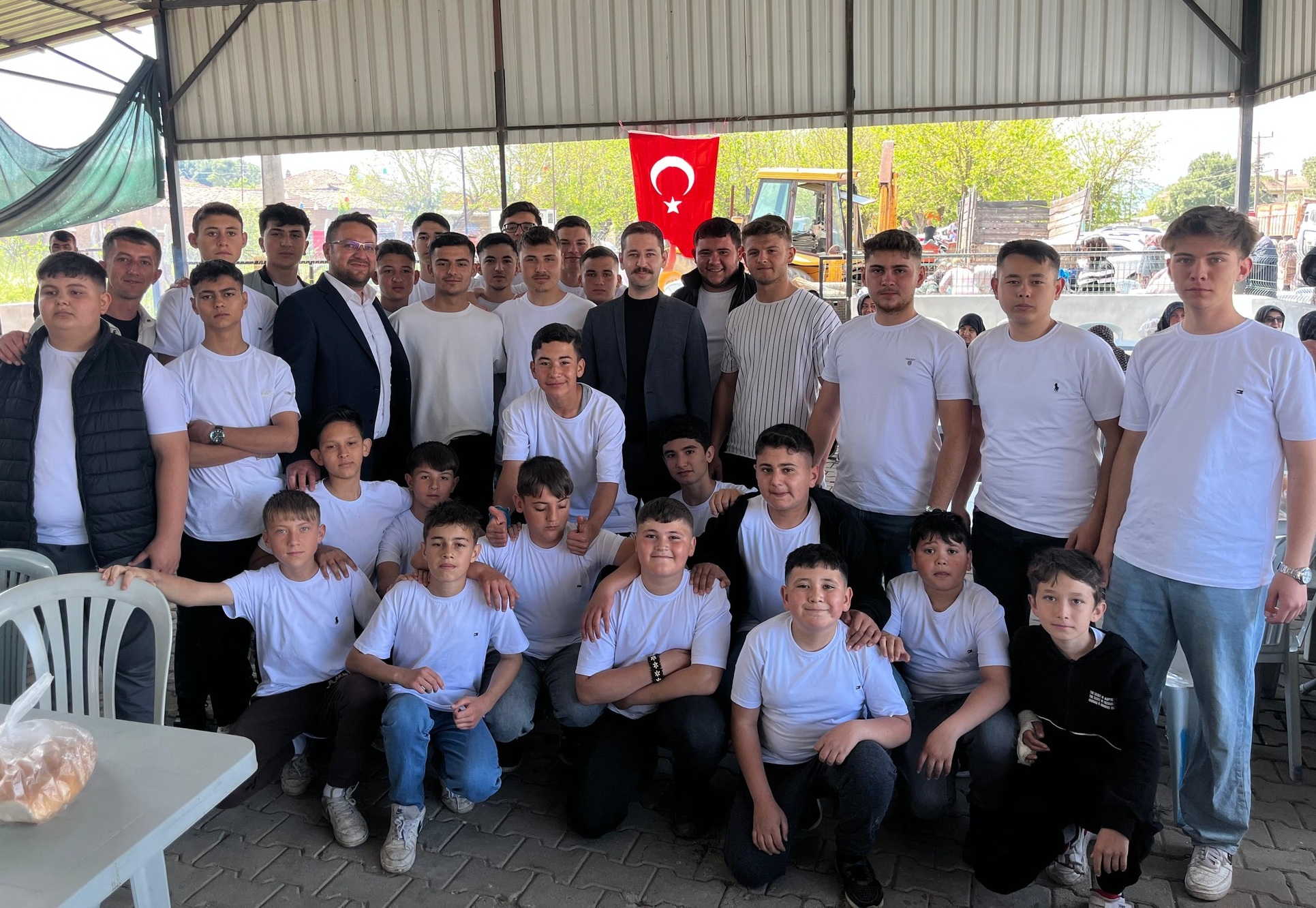 KAYMAKAM İRDELP, KÖY HAYIRLARINDA VATANDAŞLARLA BULUŞUYOR