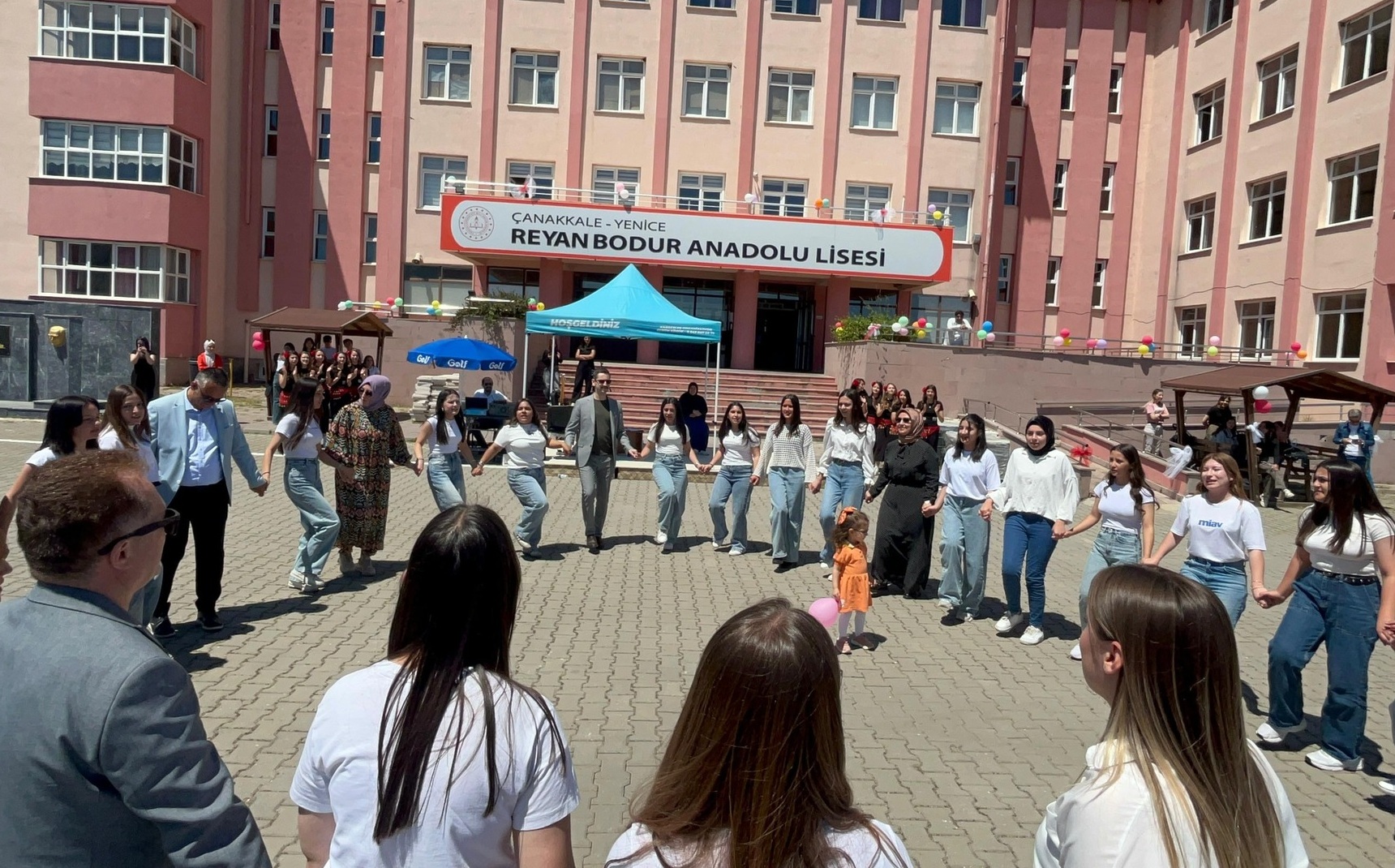 REYAN BODUR ANADOLU LİSESİNDE BAHAR ŞENLİKLERİ VE OKUL KERMESİ