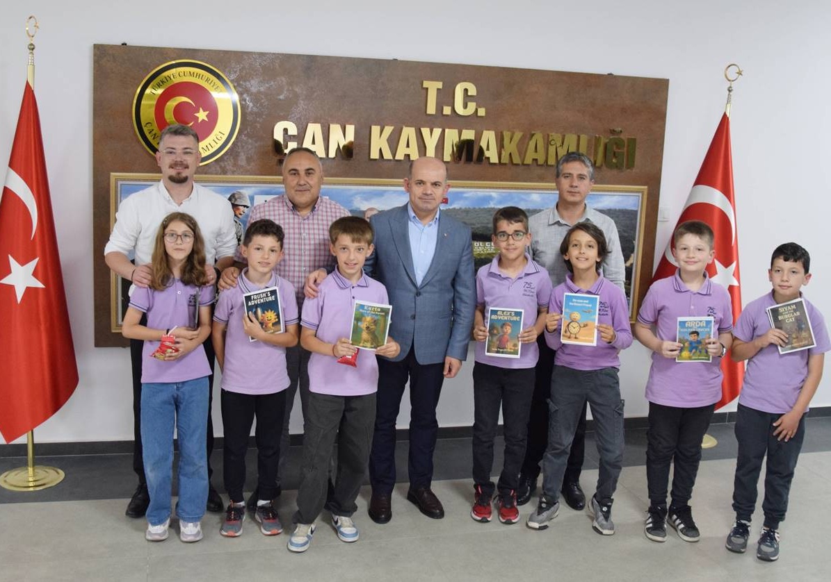 75. MURAT KÖSE İLKOKULU ÖĞRENCİLERİNDEN YAPAY ZEKAYLA İNGİLİZCE HİKAYE KİTABI