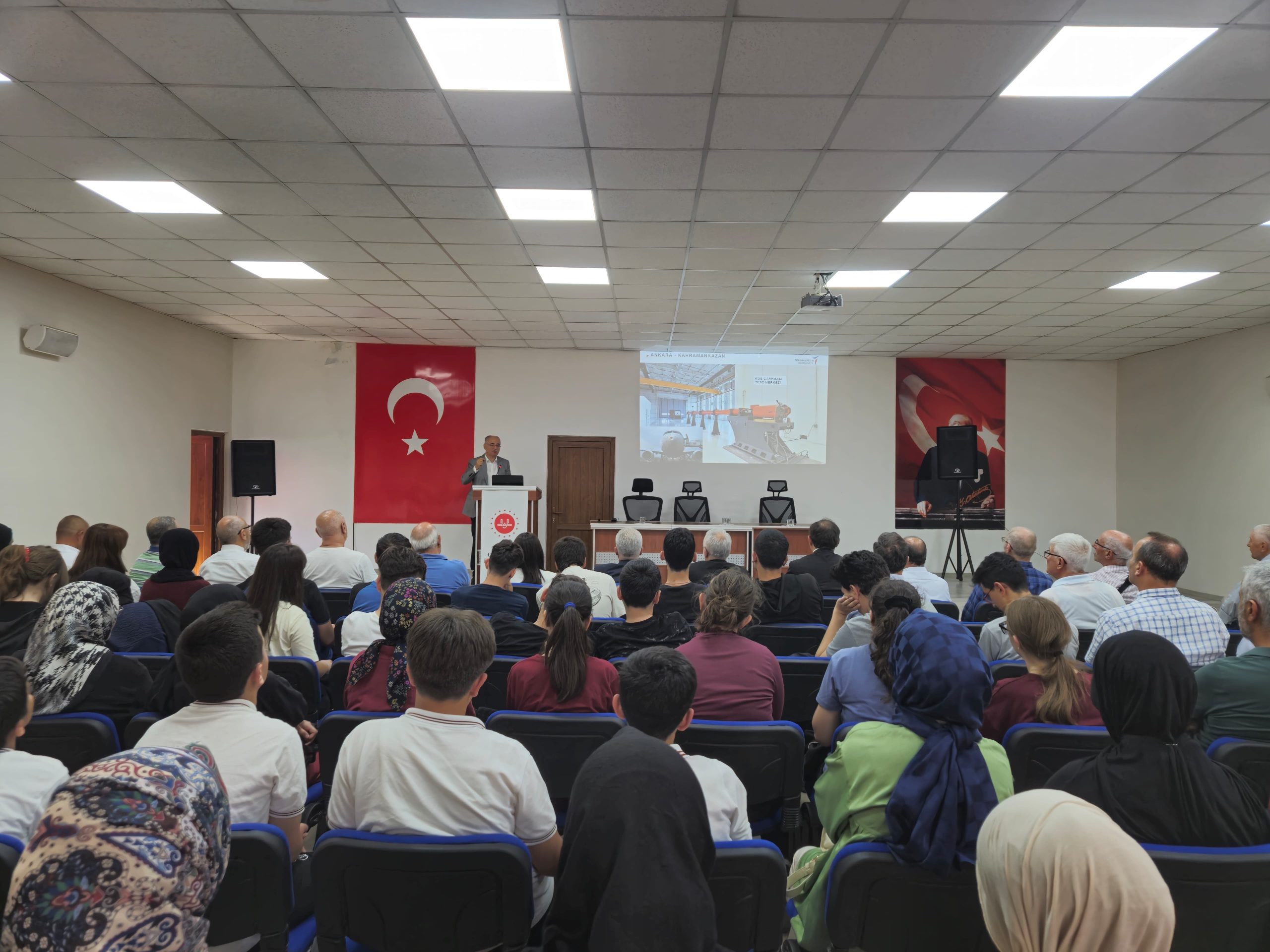 PROF. DR. İBRAHİM USLAN’DAN ÇANAKKALE’DE HAVACILIK KONFERANSI