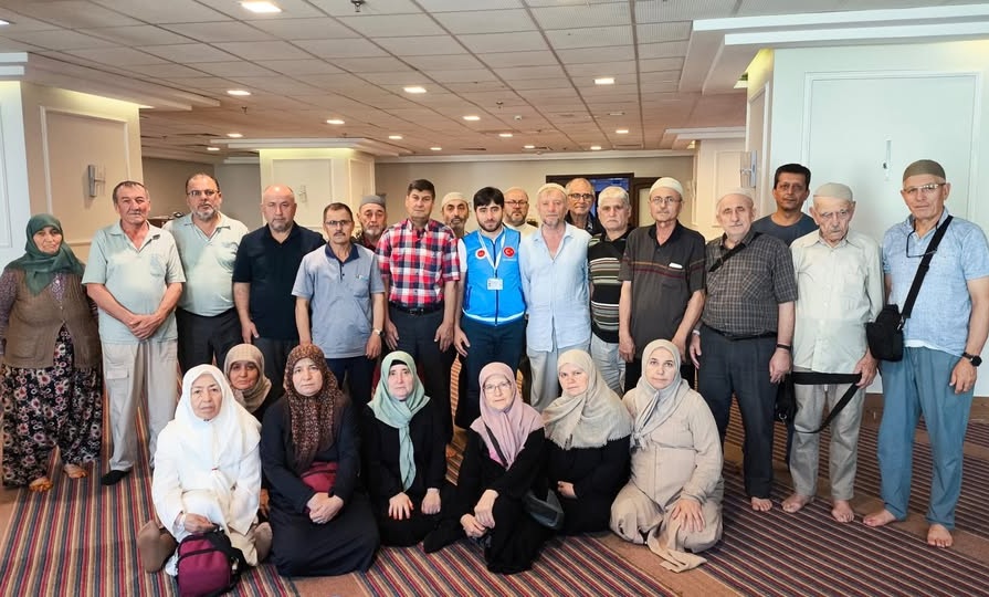 YENİCE İLÇE MÜFTÜSÜ GÜMÜŞ’TEN YENİCELİ HACILARA ZİYARET