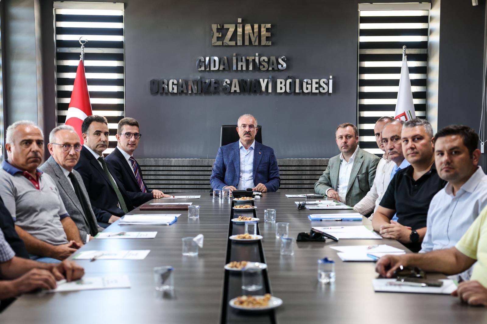EZİNE GIDA İHTİSAS OSB’DE MÜTEŞEBBİS HEYETİ TOPLANTISI