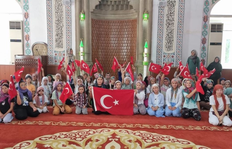 ÇAN’DA YAZ KUR’AN KURSLARINDA 15 TEMMUZ RUHU YAŞATILDI