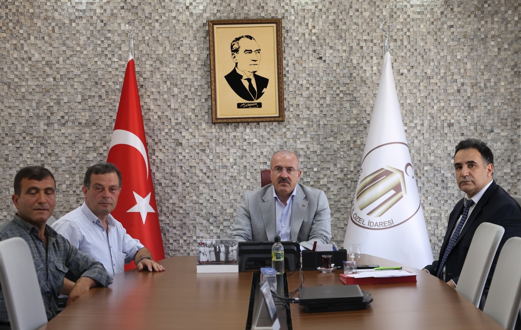 SEYVAN VE ALANCIK KÖYÜ MUHTARLARINDAN VALİYE ZİYARET