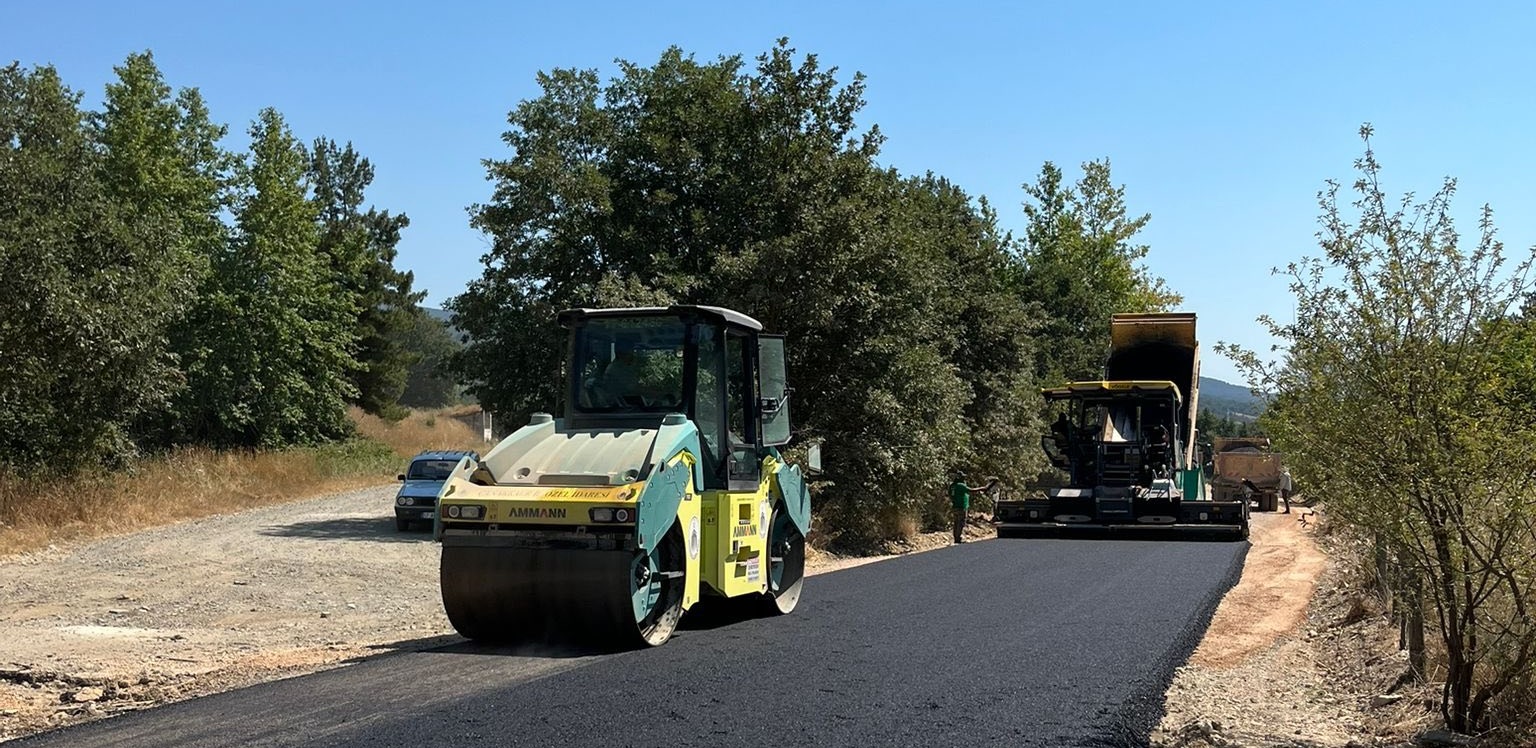İL ÖZEL İDARESİNDEN KÖY YOLLARINA SICAK ASFALT (BSK) ATAĞI