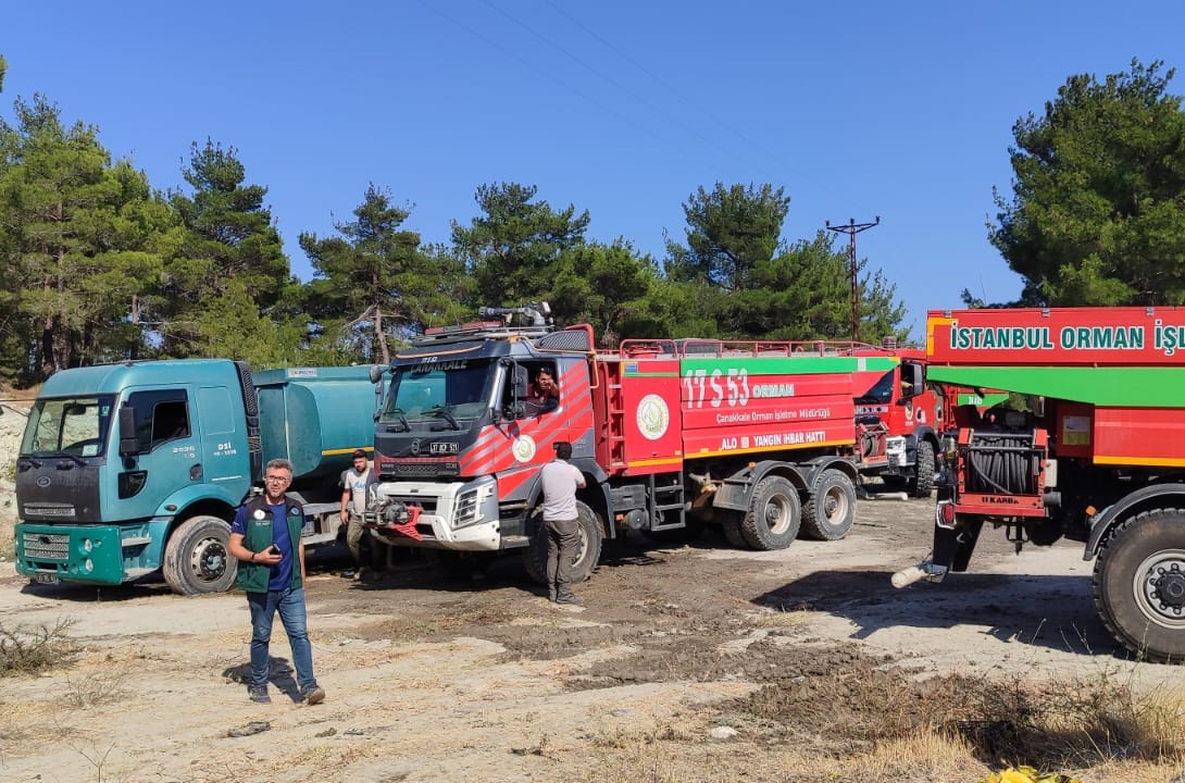 DEVLET SU İŞLERİ (DSİ) ÇANAKKALE’DEKİ YANGINLARDA DESTEĞİNİ ESİRGEMEDİ-VİDEOLU ÖZEL HABER