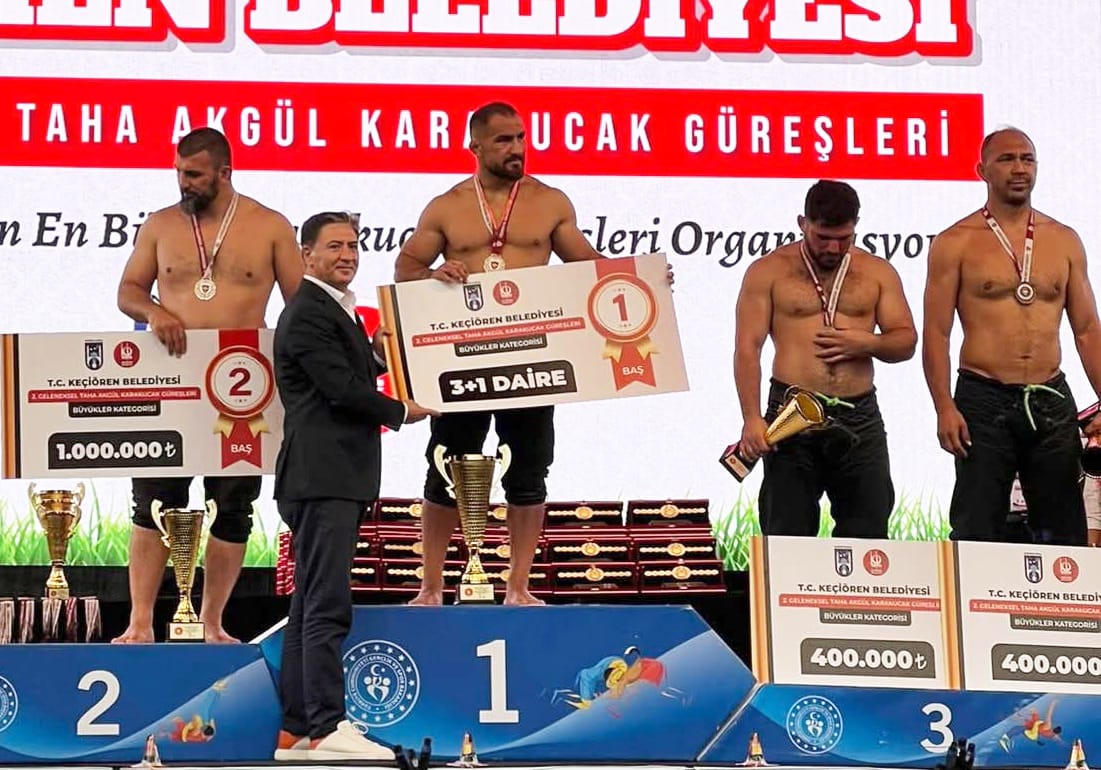 FEYZULLAH AKTÜRK 2.TAHA AKGÜL KARAKUCAK GÜREŞLERİNDE 2. KEZ BAŞPEHLİVAN