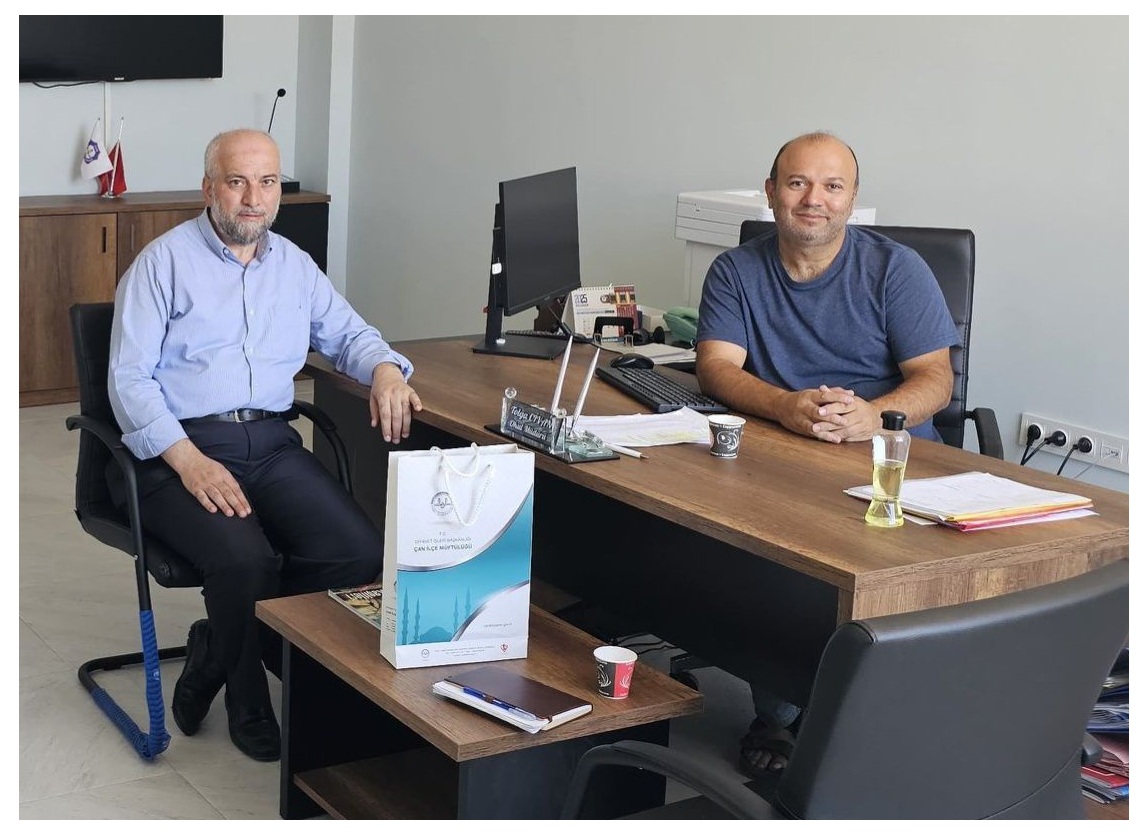 İSTİKLAL İLKOKULUNA YENİ ATANAN MÜDÜRE HAYIRLI OLSUN ZİYARETİ