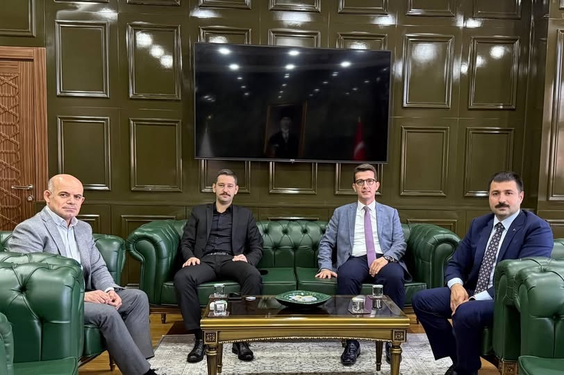 AYVACIK, EZİNE VE YENİCE KAYMAKAMLARINDAN ÇAN KAYMAKAMINA ZİYARET