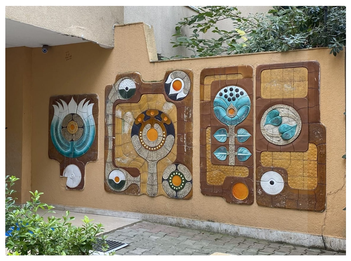 KALE TASARIM VE SANAT MERKEZİ, ŞEHRİN PANOLARININ ÜRETİM ORTAĞI OLDU