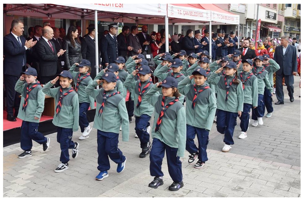 CUMHURİYETİMİZİN 102. YILI ÇAN’DA COŞKUYLA KUTLANDI