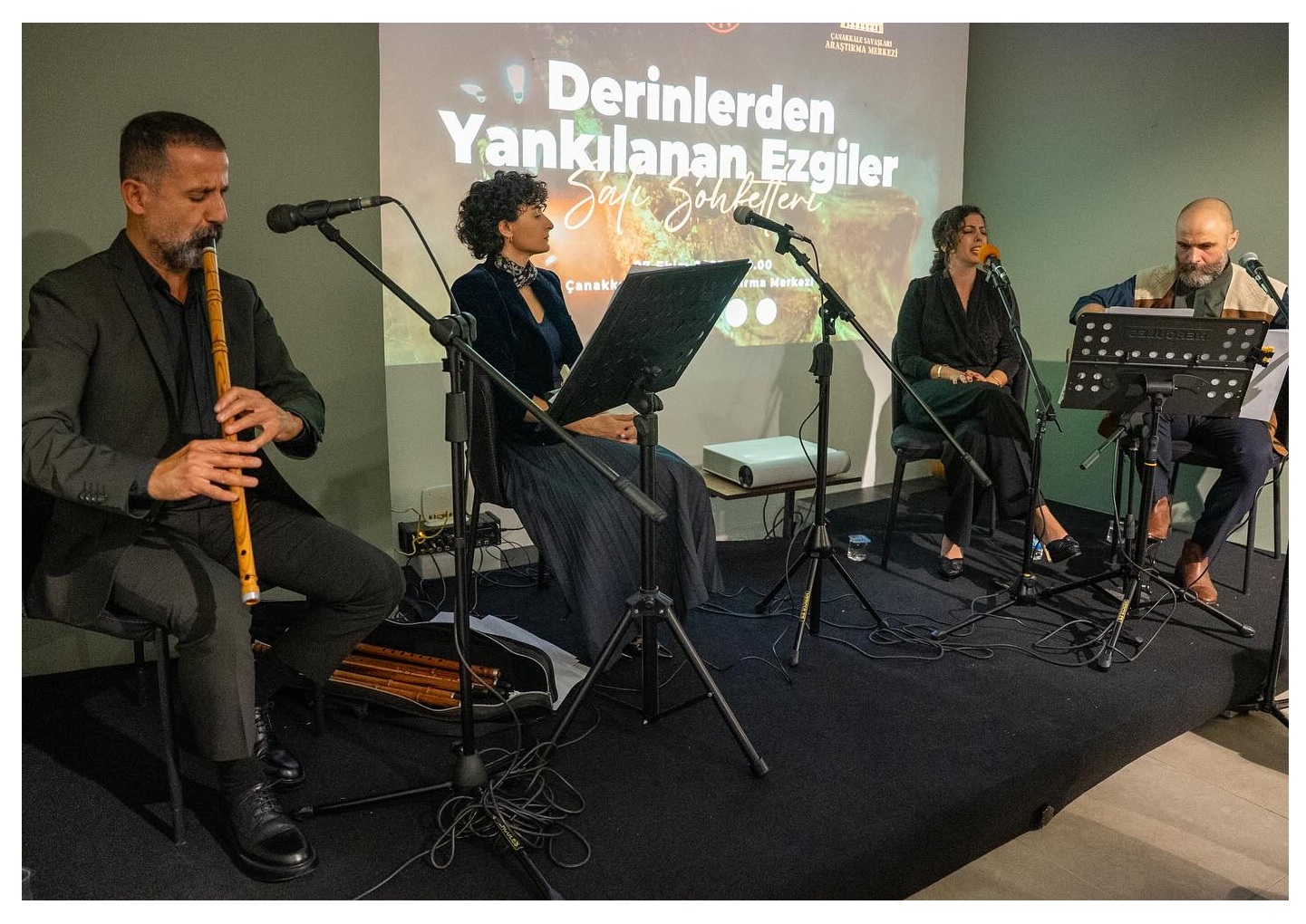 ÇANAKKALE SAVAŞLARI ARAŞTIRMA MERKEZİ’NDE “DERİNLERDEN YANKILANAN EZGİLER”…