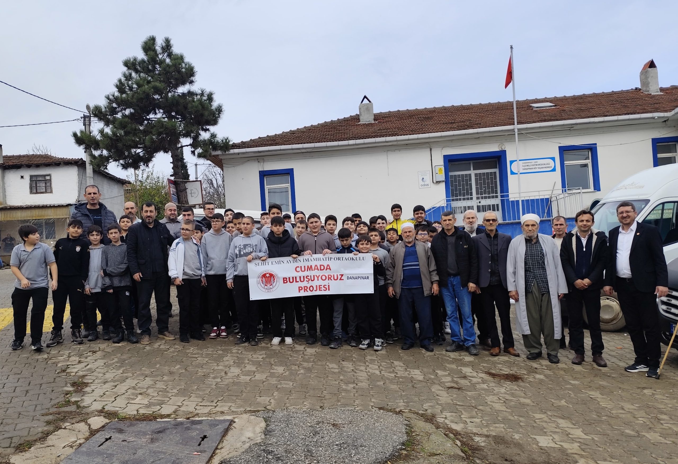 ÇAN ŞEHİT EMİN AYDIN İMAM HATİP ORTAOKULU ÖĞRENCİLERİ HER HAFTA BİR KÖYDE TATBİKATTA